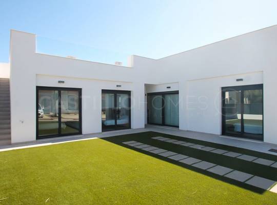 Villa en venta en Lo Romero Golf - Fachada