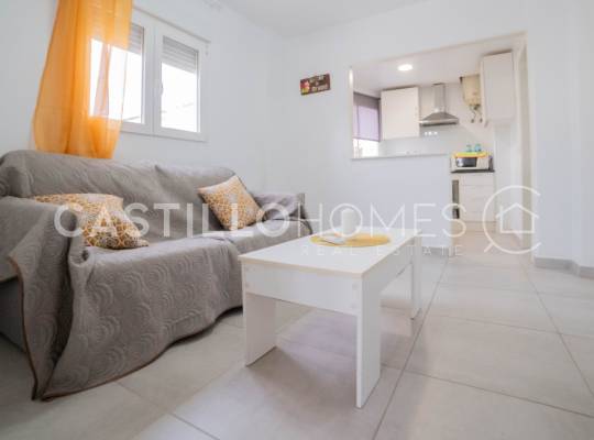 Apartamento - Segunda mano - Torrevieja - CH1461