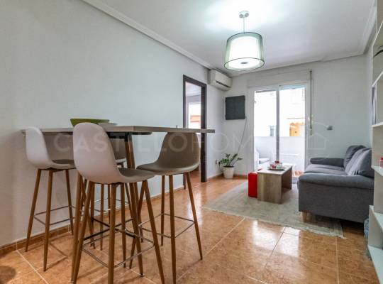 Apartamento - Segunda mano - Torrevieja - CH827