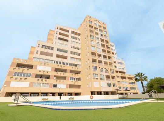 Apartamento - Segunda mano - Torrevieja - CH920