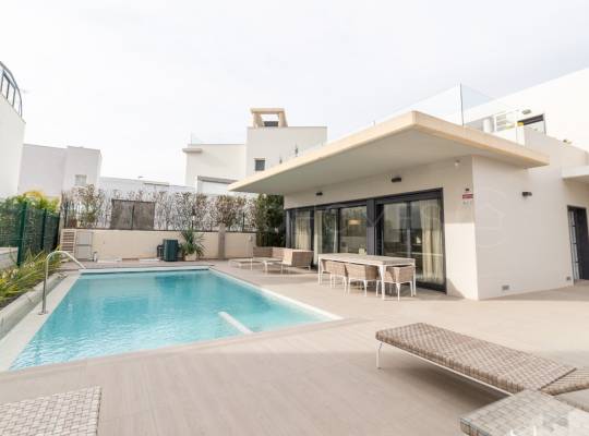 Chalet - Segunda mano - Orihuela Costa - CH1203