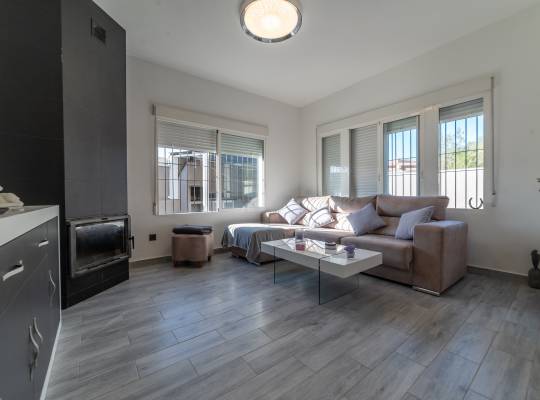 Chalet - Segunda mano - Torrevieja - CH258