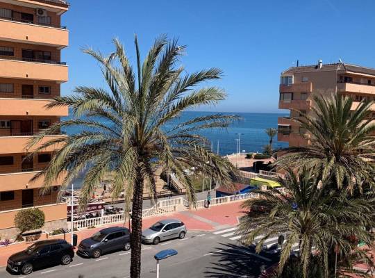 Lägenhet - Resale - Torrevieja - La Mata
