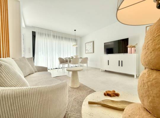 New Build - Radhus - Cox - San Fernando