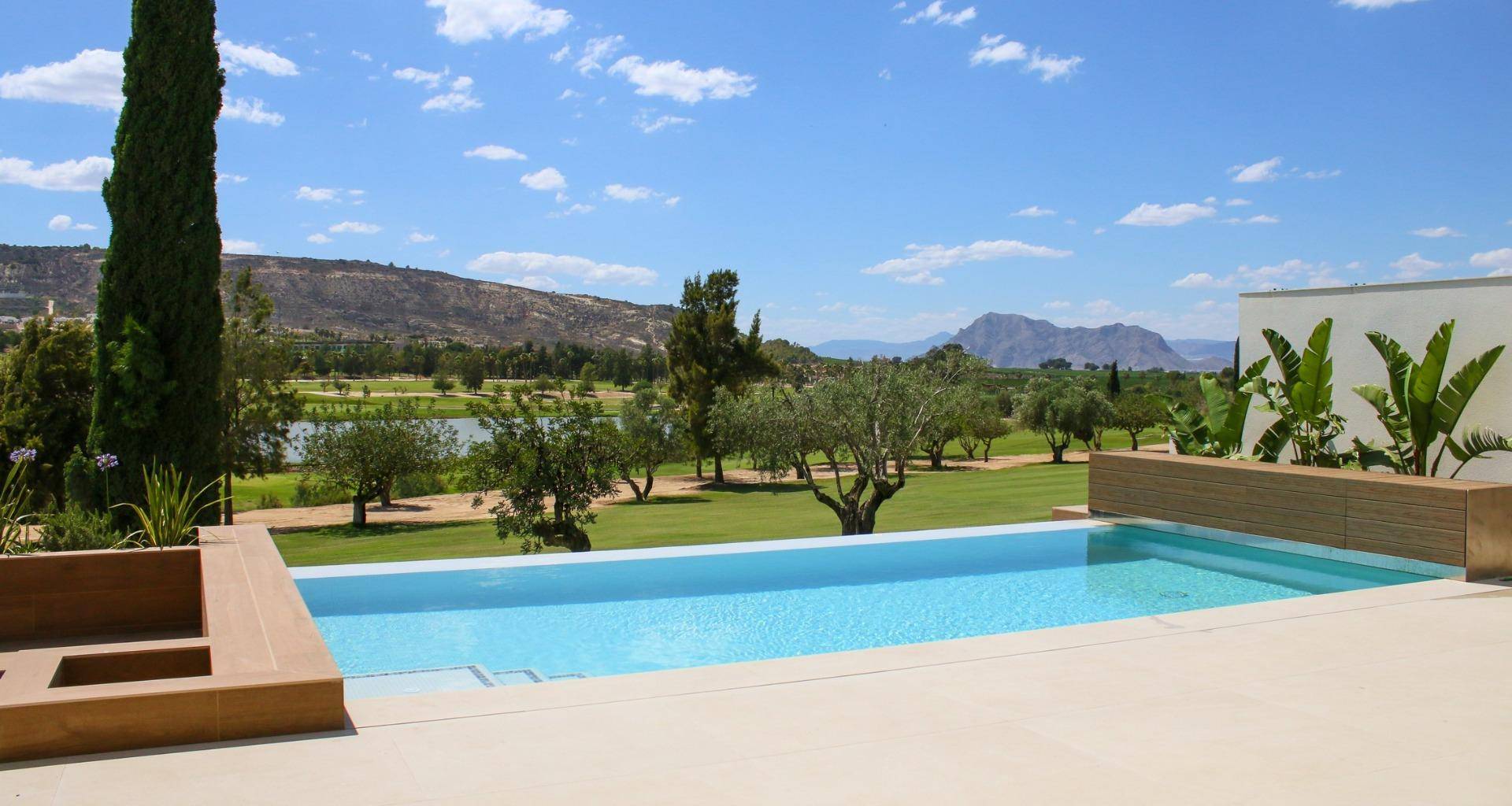 Obra nueva - Chalet - Algorfa - La Finca Golf