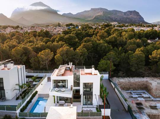Obra nueva - Chalet - La Nucía - Coblanca