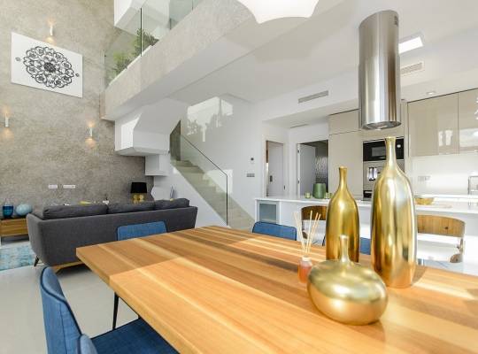 Obra nueva - Chalet - Los Montesinos - La Herrada