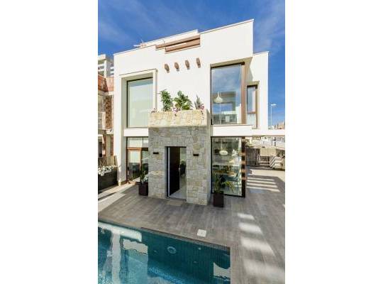 Obra nueva - Chalet - Los Montesinos - La Herrada