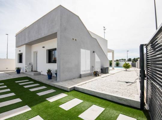 Obra nueva - Chalet - Pilar de la Horadada - Pinar de Campoverde