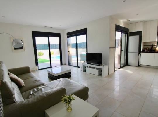 Obra nueva - Chalet - Pinoso - Lel