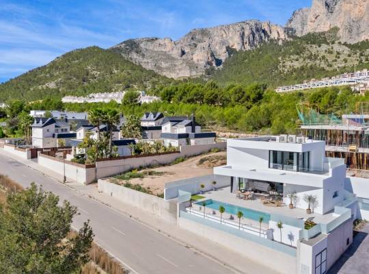 Obra nueva - Chalet - Polop - Urbanizaciones