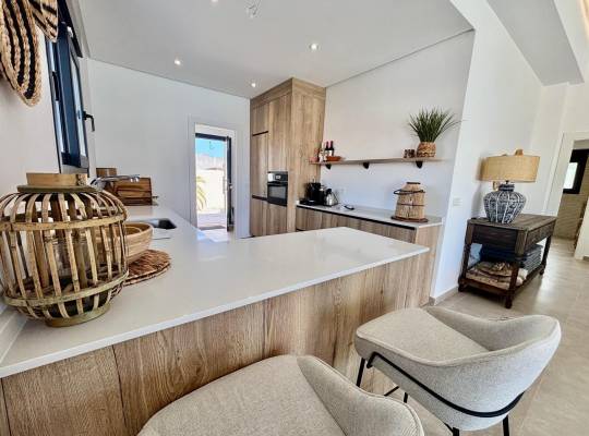 Obra nueva - Chalet - Rafal - polideportivo