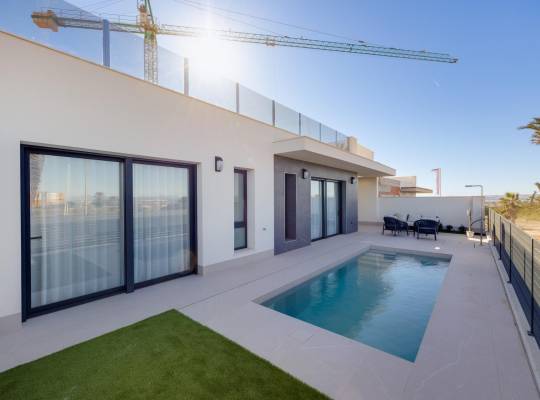 Obra nueva - Chalet - Torrevieja - Sector 25