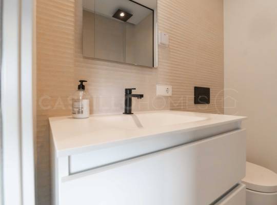 Resale - Apartment - Orihuela Costa - Las Colinas Golf