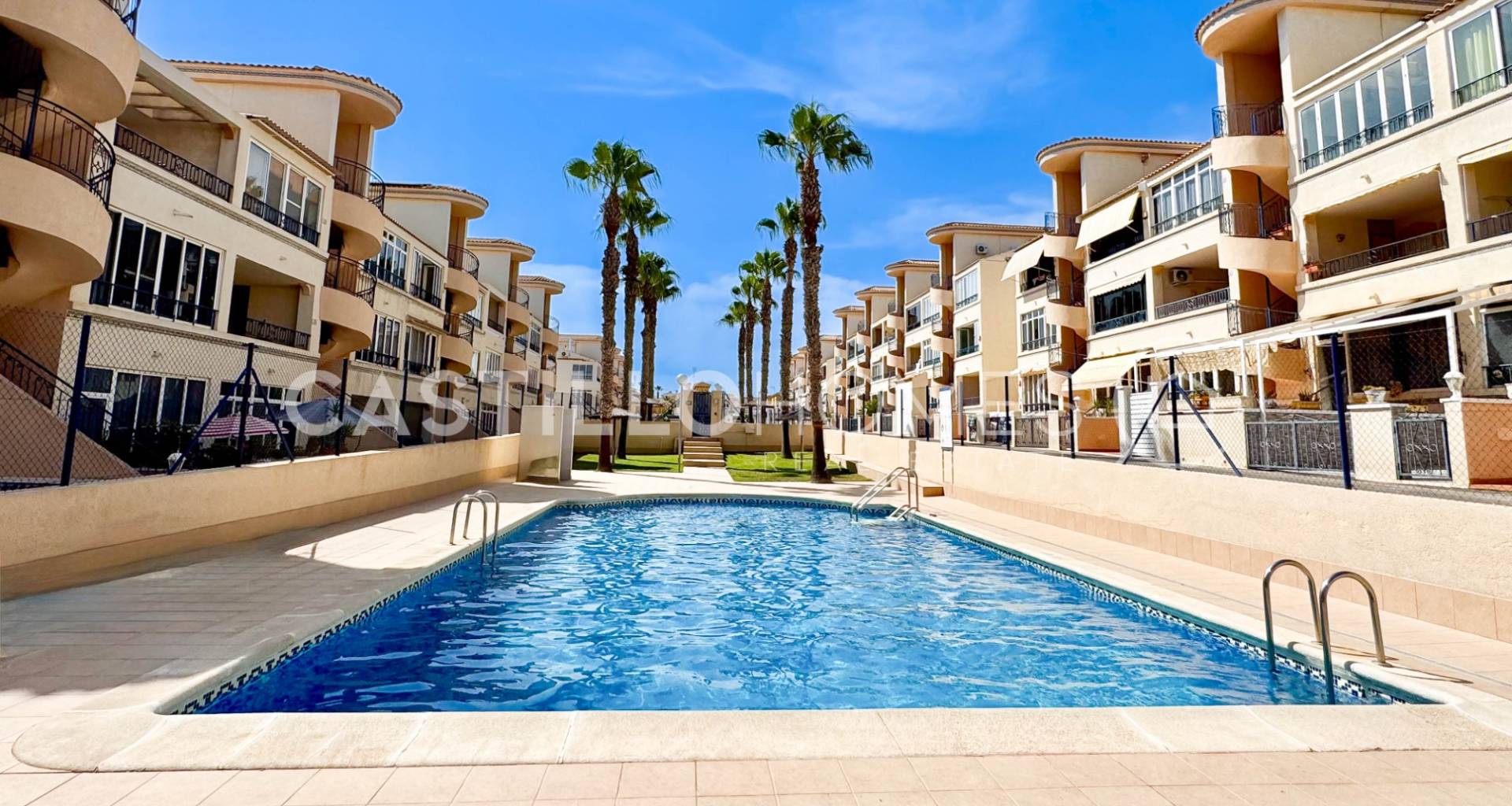Resale - Apartment - Orihuela Costa - Los Altos