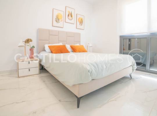 Resale - Apartment - Orihuela Costa - Playa Flamenca