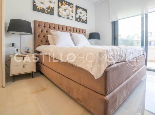 Resale - Apartment - Orihuela Costa - Playa Flamenca