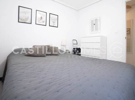Resale - Apartment - Torrevieja - Centro