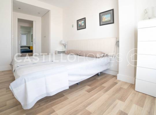 Resale - Apartment - Torrevieja - Centro