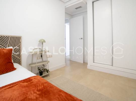 Resale - Apartment - Torrevieja - Centro