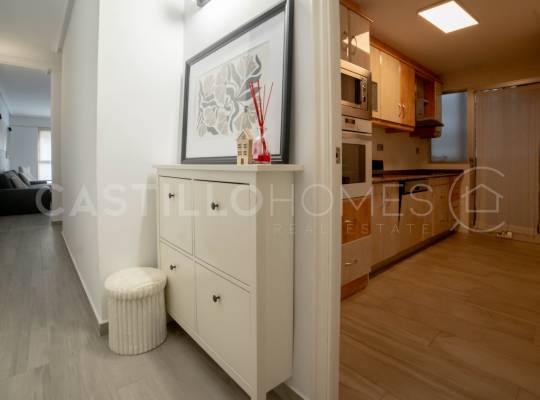 Resale - Apartment - Torrevieja - Centro