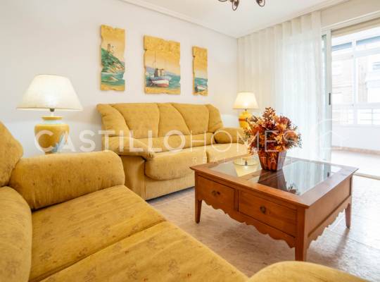 Resale - Apartment - Torrevieja - Centro