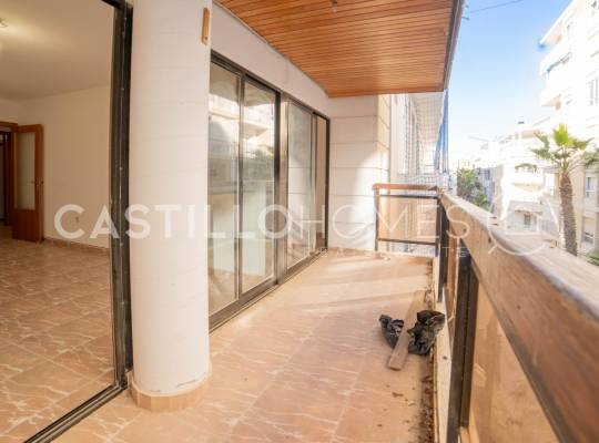 Resale - Apartment - Torrevieja - Centro