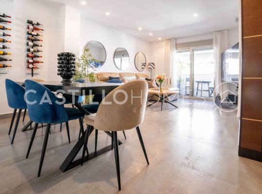 Resale - Apartment - Torrevieja - Centro