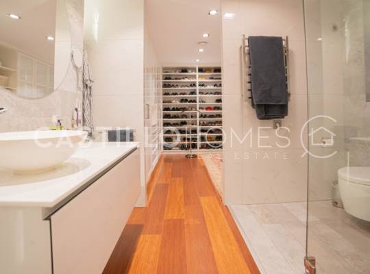 Resale - Apartment - Torrevieja - Centro