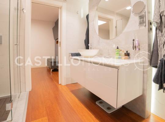 Resale - Apartment - Torrevieja - Centro