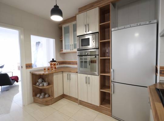 Resale - Apartment - Torrevieja - Centro