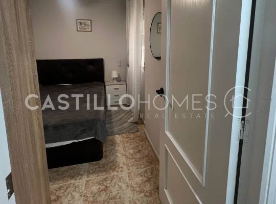 Resale - Apartment - Torrevieja - Centro