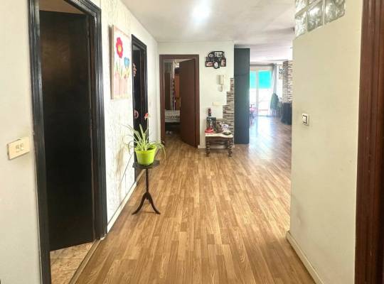 Resale - Apartment - Torrevieja - Centro