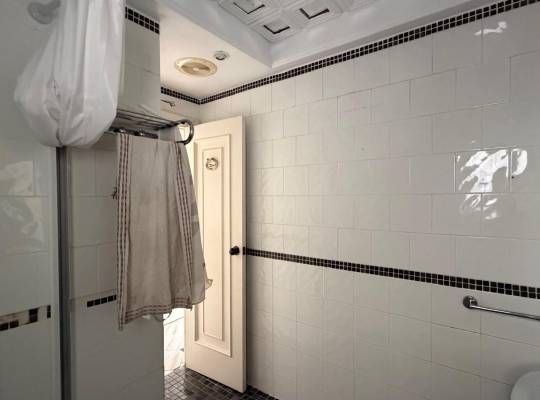 Resale - Apartment - Torrevieja - Centro