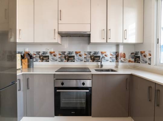 Resale - Apartment - Torrevieja - Centro