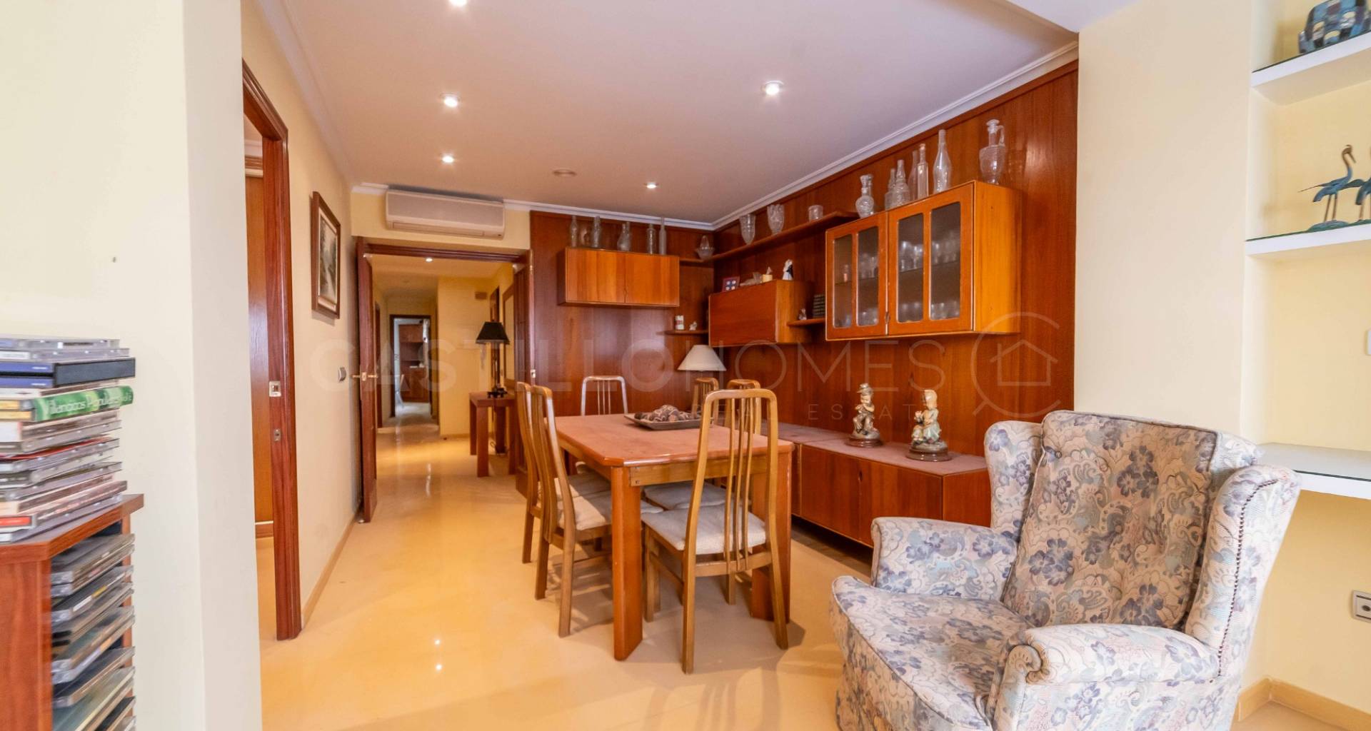 Resale - Apartment - Torrevieja - Centro