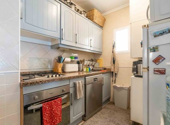 Resale - Apartment - Torrevieja - Centro