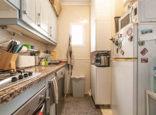 Resale - Apartment - Torrevieja - Centro