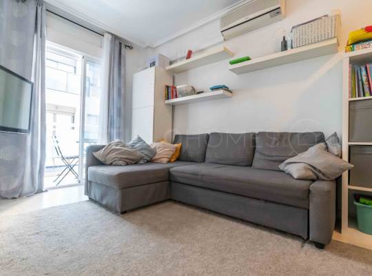 Resale - Apartment - Torrevieja - Centro