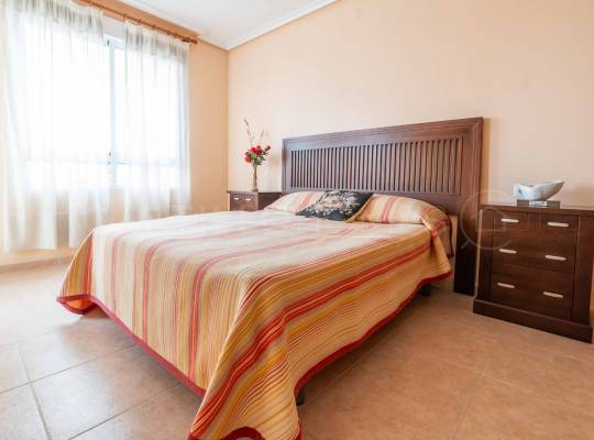 Resale - Apartment - Torrevieja - Centro