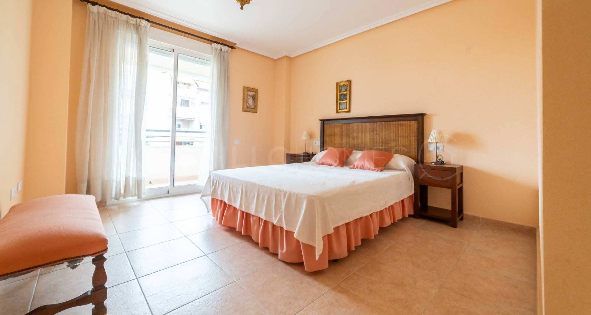 Resale - Apartment - Torrevieja - Centro