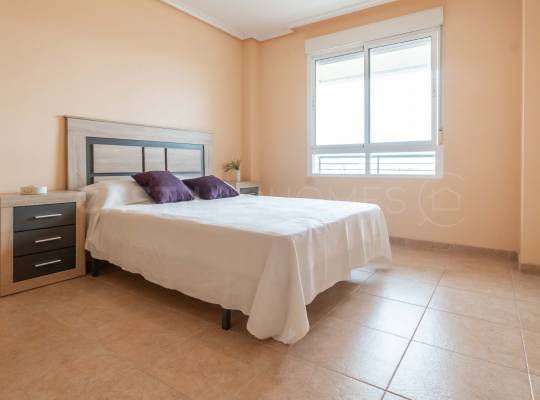 Resale - Apartment - Torrevieja - Centro