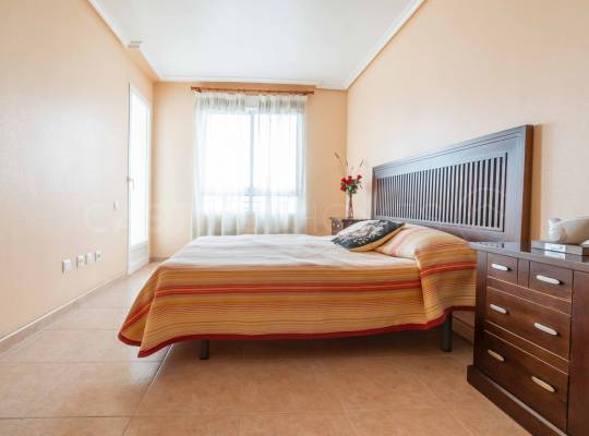 Resale - Apartment - Torrevieja - Centro