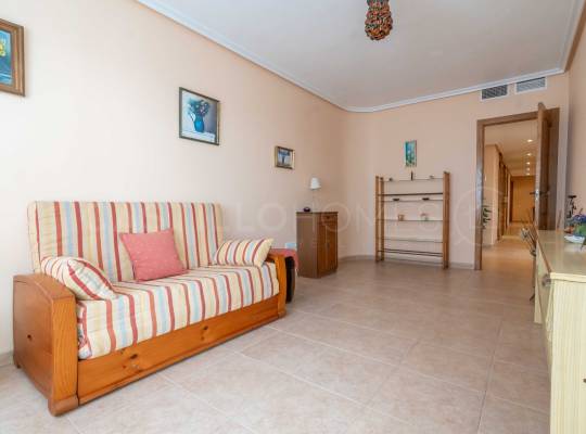 Resale - Apartment - Torrevieja - Centro