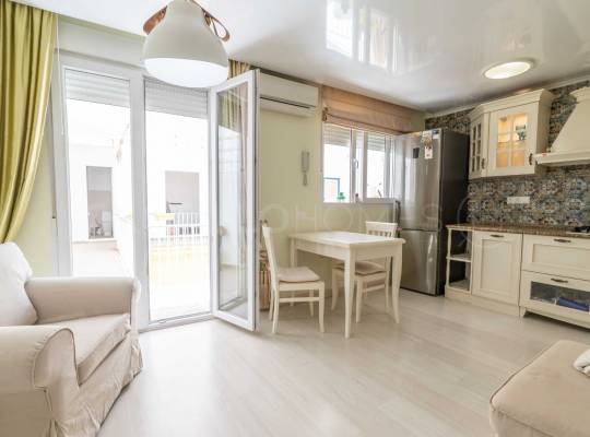 Resale - Apartment - Torrevieja - Centro