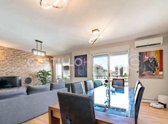 Resale - Apartment - Torrevieja - Centro