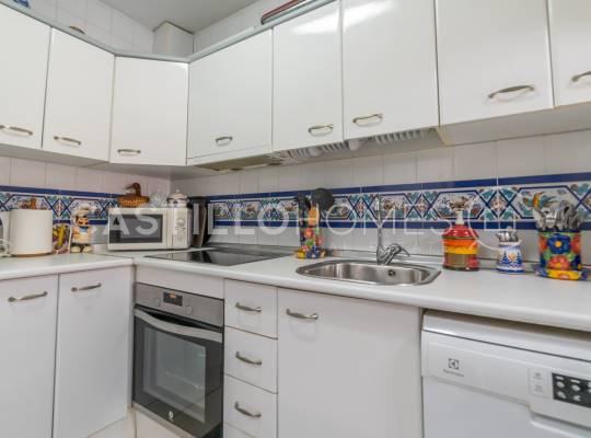 Resale - Apartment - Torrevieja - Centro