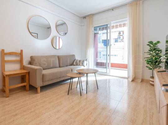 Resale - Apartment - Torrevieja - Centro