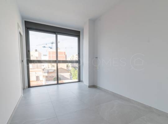 Resale - Apartment - Torrevieja - Centro