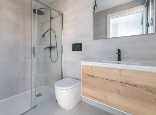 Resale - Apartment - Torrevieja - Centro